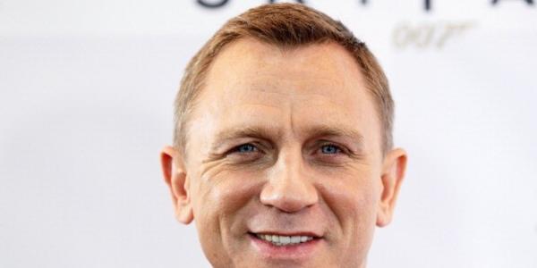 Daniel Craig