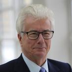 Ken Follett Net Worth